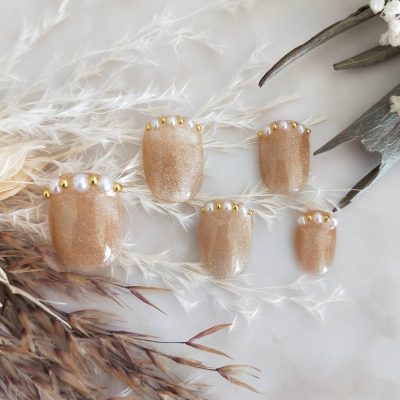 ベージュネイル